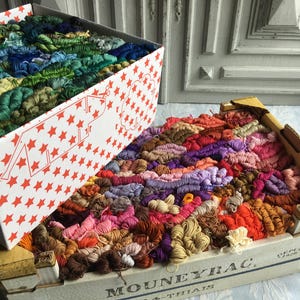 12 Vintage French DMC cotton skeins beautiful selection of "dmc" threads, Paris Dollfus-Mieg & Cie Genuine CHOOSE colours many available