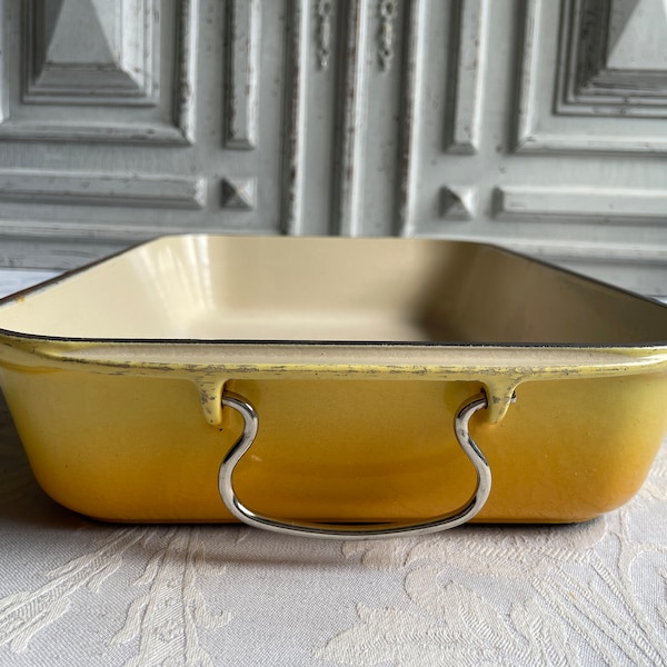 French vintage "Le Creuset" oven tray, large oven dish baking tray roasting pan graduated yellow VGC enamel rare cast iron cookware 1970's
