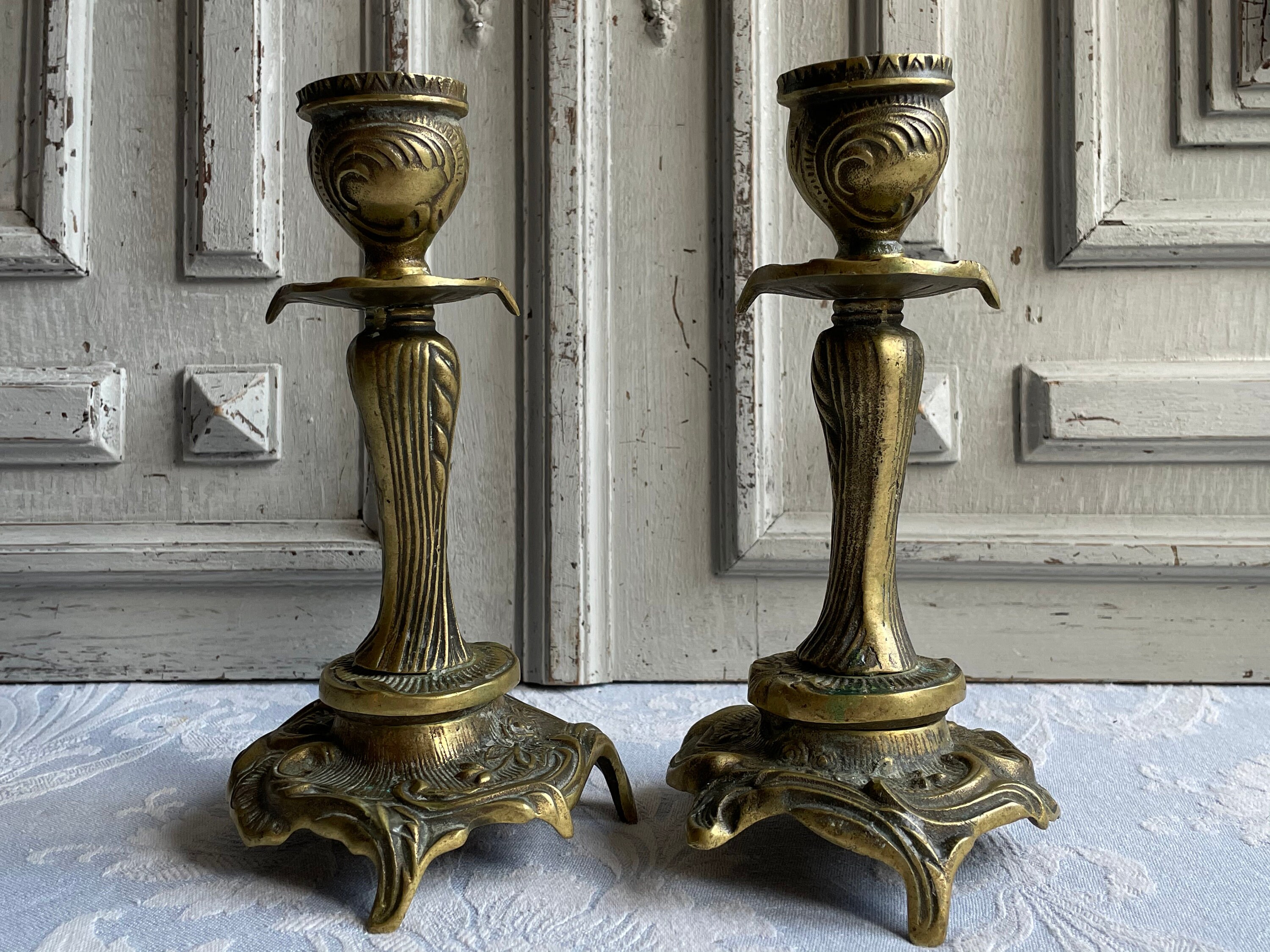 2 Chandeliers Antiques