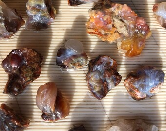 Slaughter Mountain Fire Agate! High Grade, Lapidary Carving Rough Lot of 100g.