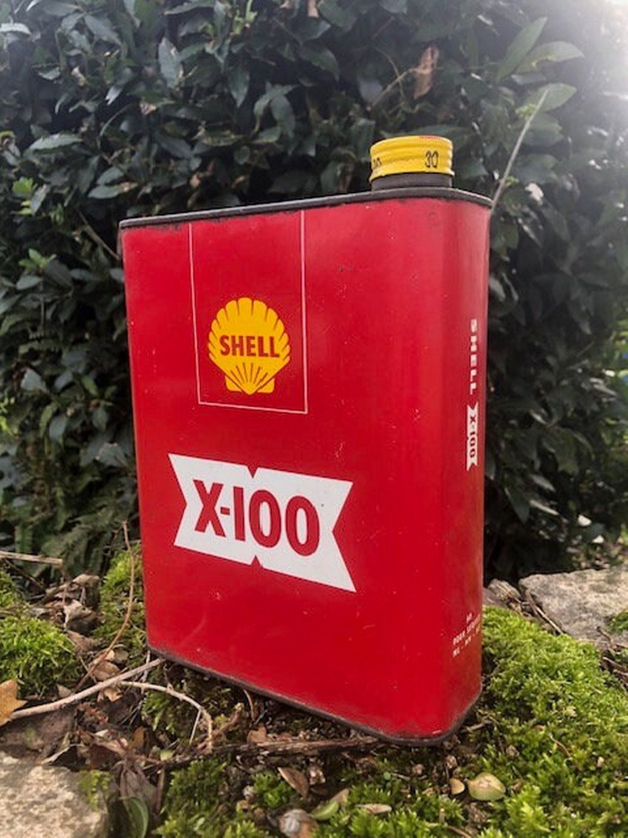 Vintage Shell X100 Oil Tin: French Retro Garage Decor - Etsy