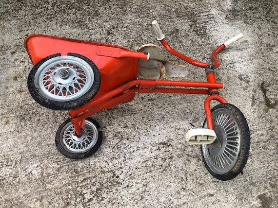 Vintage Childrens Metal Tricycle Old School Flyer Trike 1960s