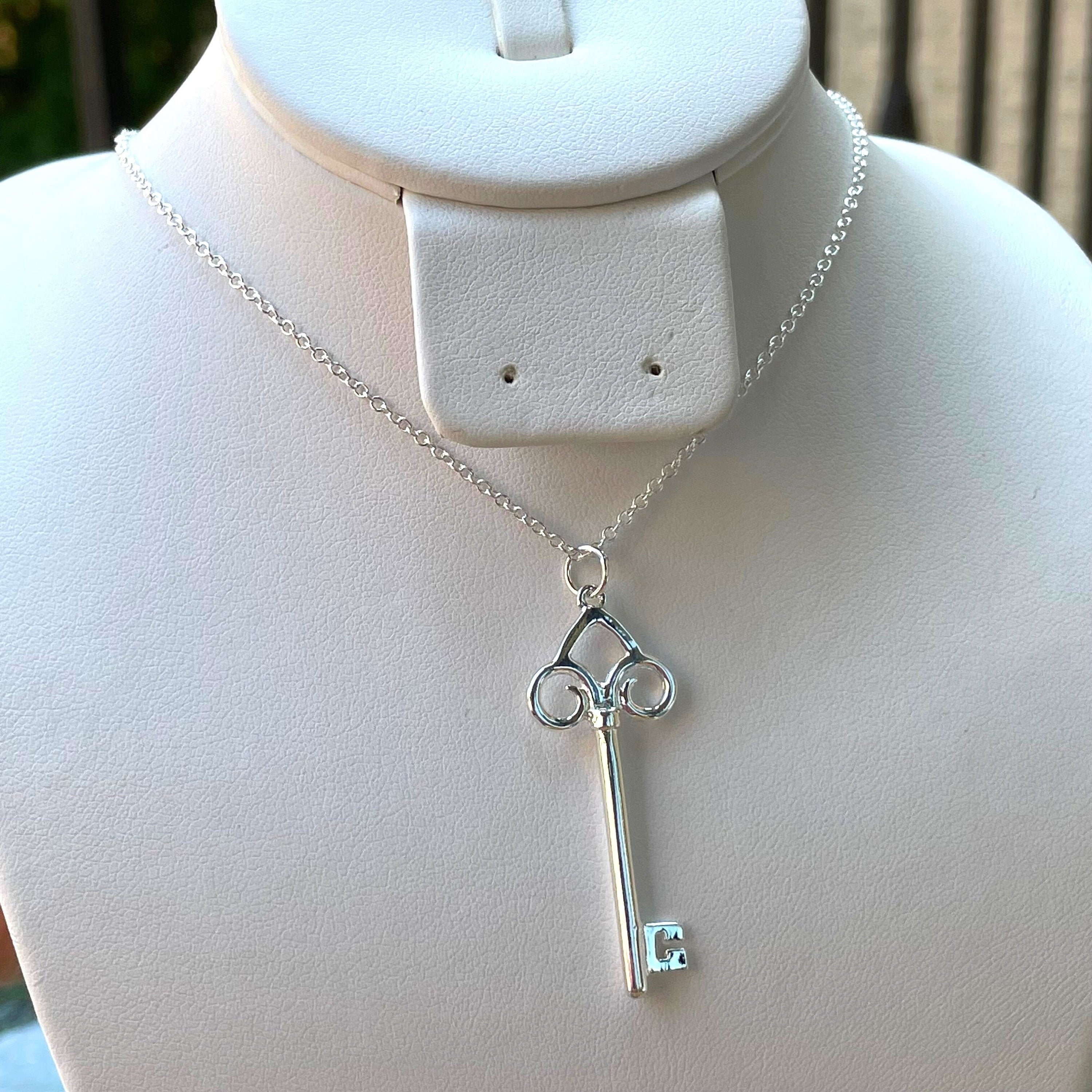 Sterling Silver Key Necklace, Key Pendant Necklace Silver, Three Leaf Clover, Ireland Necklace, Key Jewelry, Christmas Gift, Birthday Gift - Etsy Sterling Silver Key Necklace, Key Pendant Necklace Silver, Three Leaf Clover, Ireland Necklace, Key Jewelry, Christmas Gift, Birthday Gift - Etsy