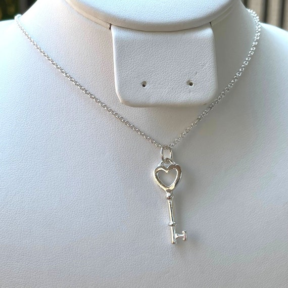 Heart key necklace discount