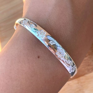 Pure Silver Bangle Bracelet, Flower Bangle, Adjustable Bangle, Push and Pull, Christmas Gift for Mom, Chunky Bangle, 999 Silver, for Sister