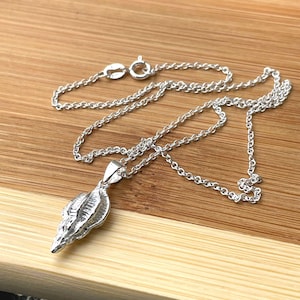 Sterling Silver Conch Shell Necklace, Seashell Necklace Pendant, Boho Necklace, Minimalist Necklace, Beach Themed Jewelry, Ocean Lover Gift