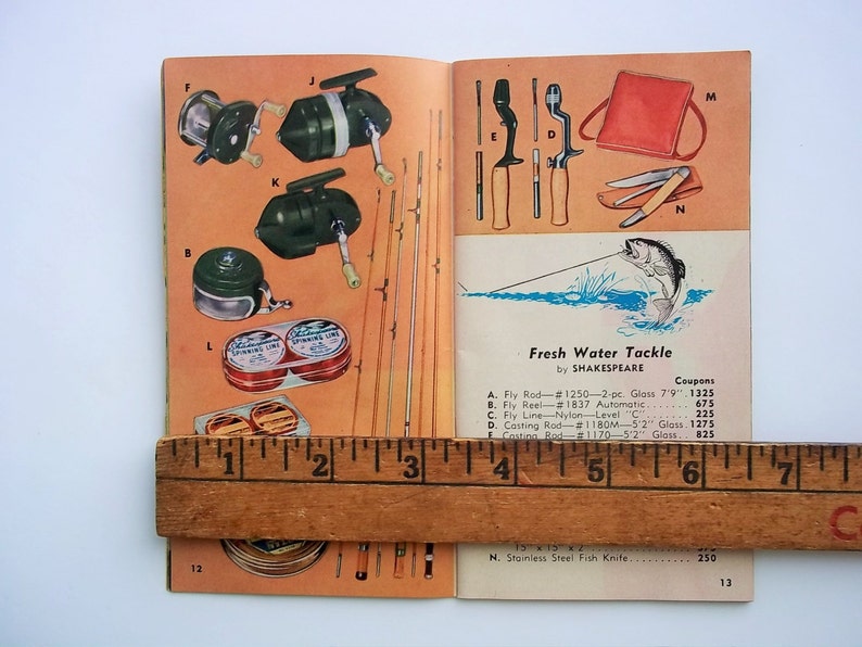 1955 Raleigh Cigarette Coupons Catalog Booklet Advertising 1950s