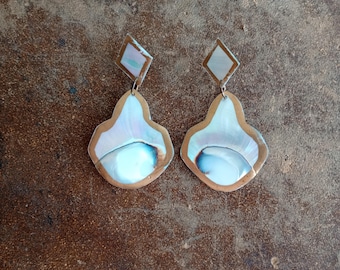 Vintage Nautilus Shell Statement Dangle Earrings Pierced Post Geometric Organic Eclectic
