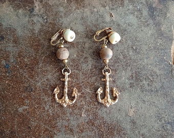Vintage ART Gold Tone Anchor Beaded Drop Clip-On Earrings – Nautical Mid-Century Costume Jewelry