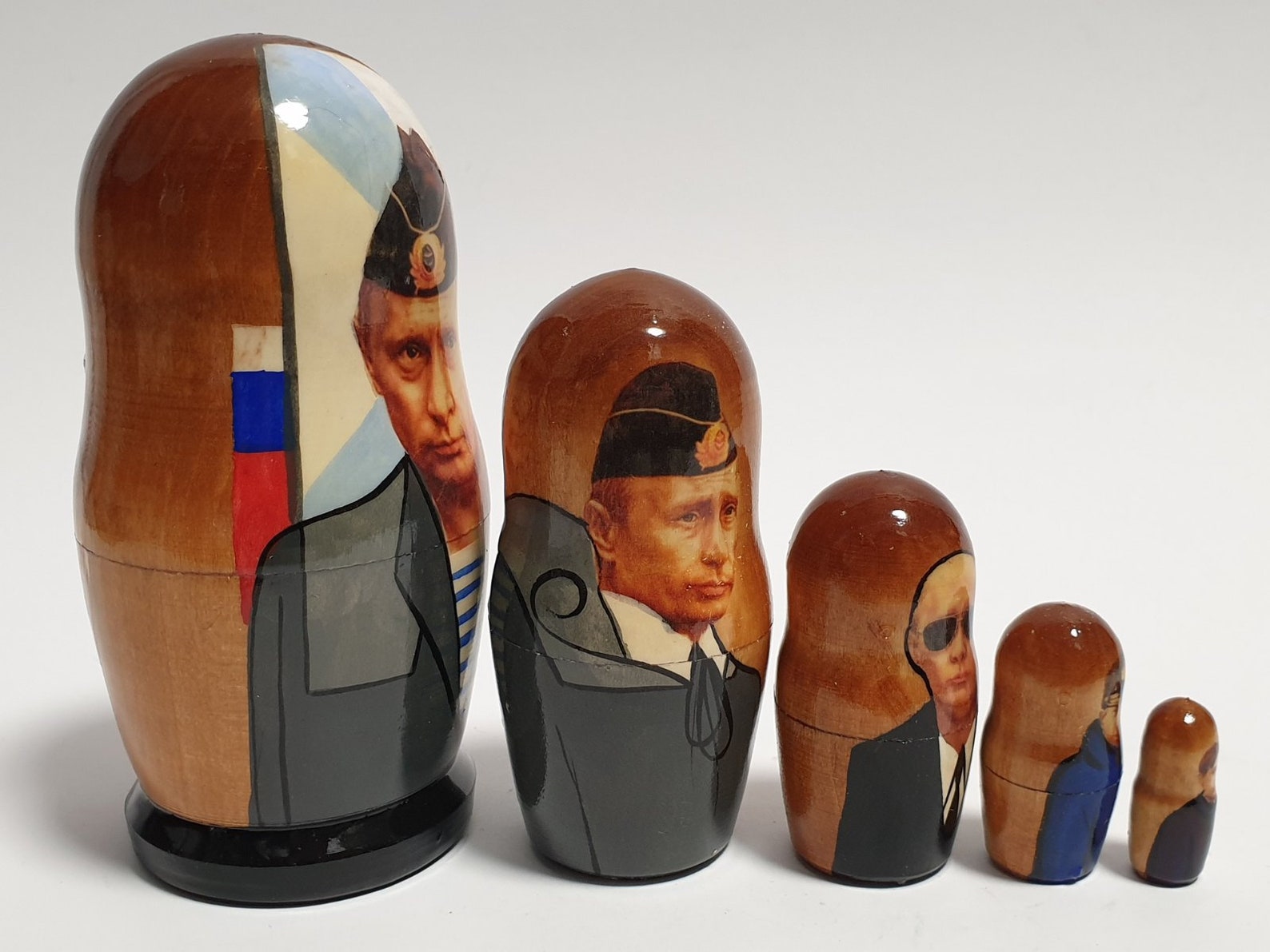 putin matryoshka