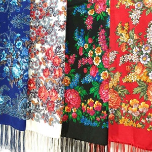 Pavlovo Posad style Scarf Shawl with Fringe Floral Folk Shawl Large Ukrainian scarf Floral Shawl Gift for her