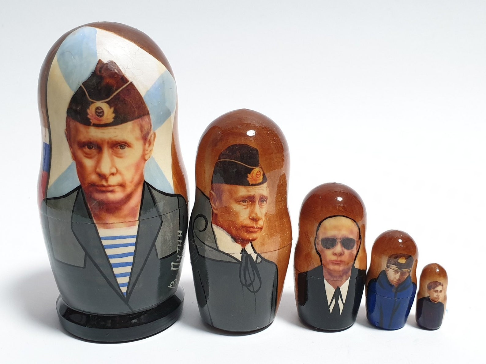 putin matryoshka