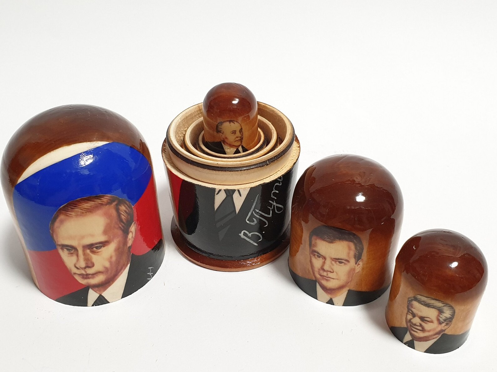 putin matryoshka