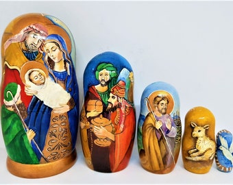 Presepe di Gesù, matrioske in legno dipinto, Nascita di Gesù, Altezza 18 cm / 7 pollici