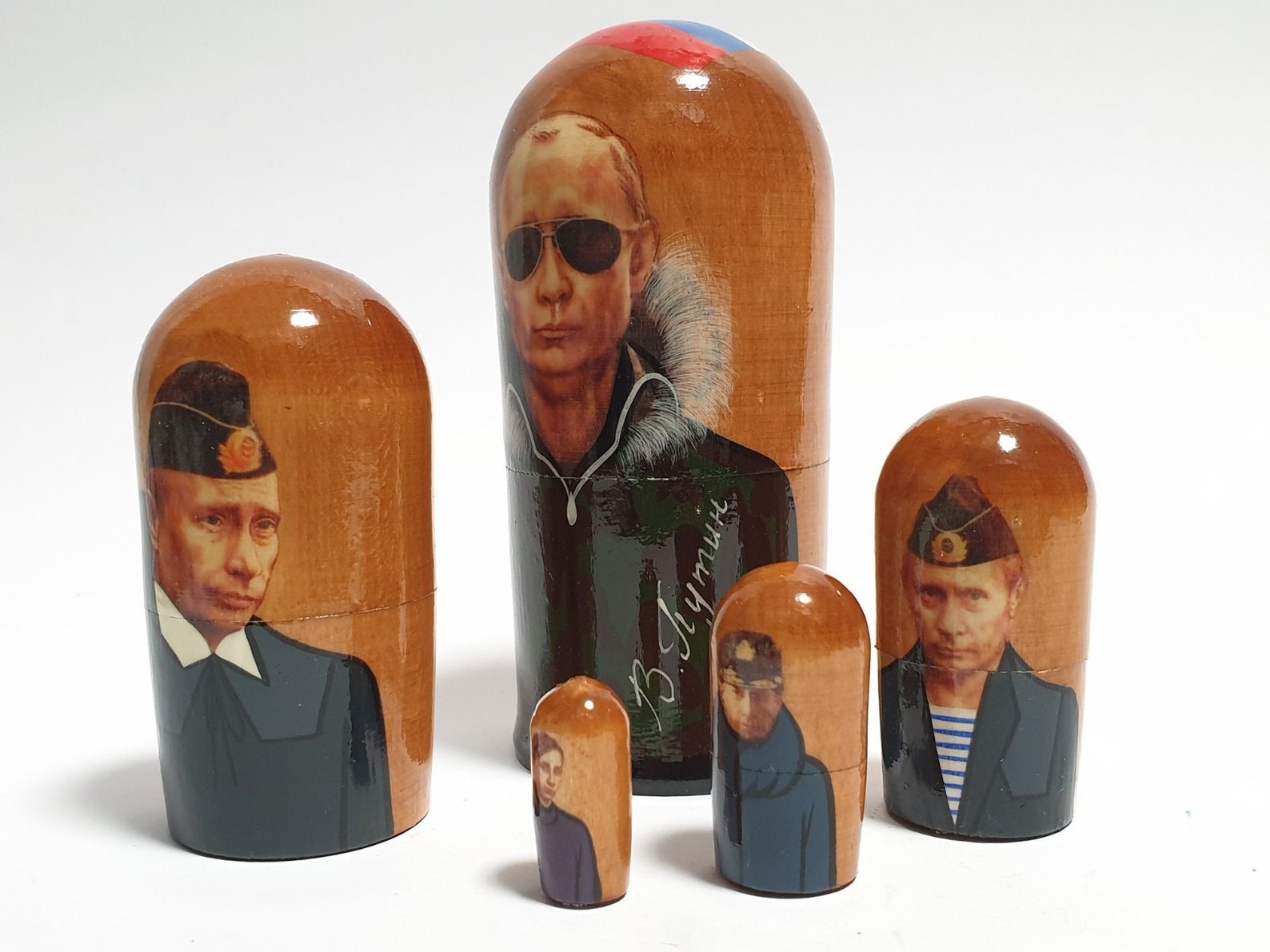 putin matryoshka