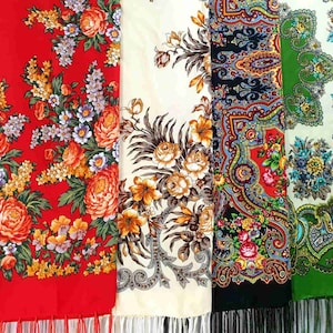 Pavlovo Posad stijl sjaal omslagdoek met Fringe Floral Folk sjaal grote Oekraïense sjaal Floral omslagdoek cadeau voor haar