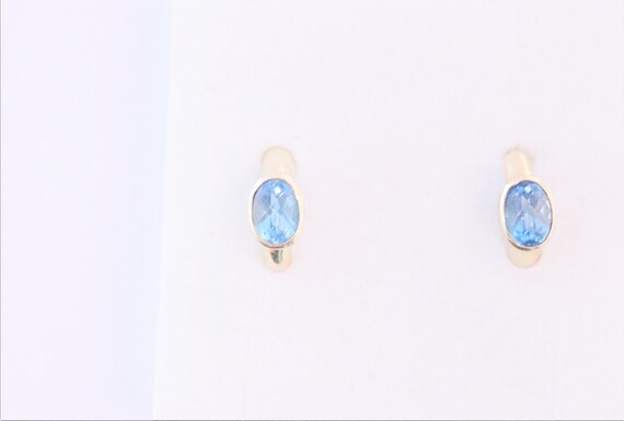 10ky aqua blue huggie earrings #X5 - image 2