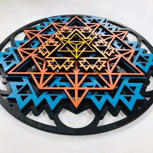 Tetraeddron frattale Mandala 11.5 Colori Fiamma Dipinta a mano Geometria Sacra immagine 3