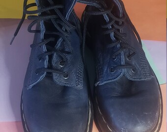 china blue doc martens