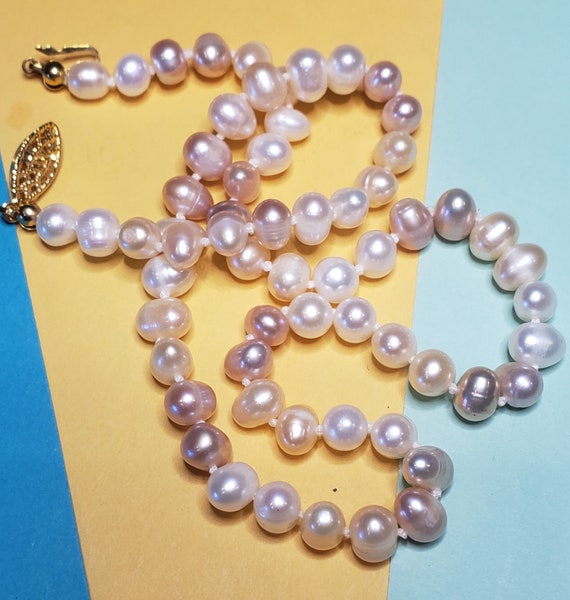 Vintage, real pearl, pink, lavendar, cream colore… - image 6