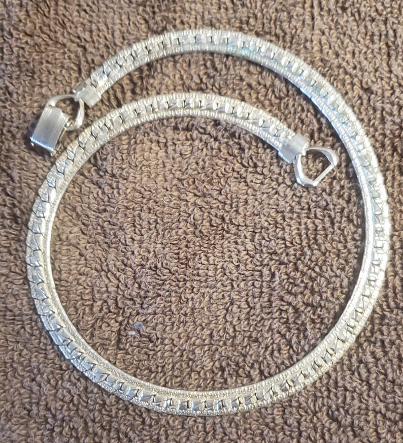necklace silver tone Vintage heavy