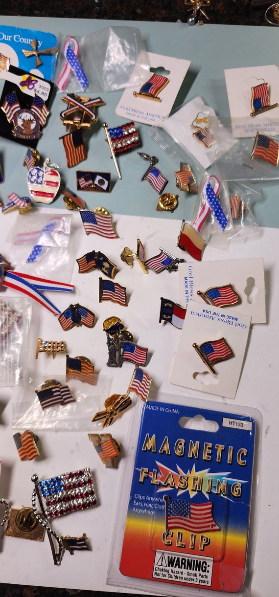 Vintage lot of American Flag pins