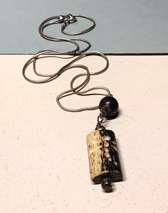 Vintage rectangular etched dragonfly design penda… - image 3