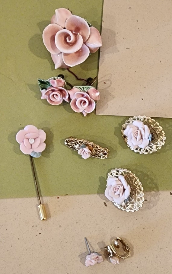 Vintage lot of porcelain rose, brooches, earrings,