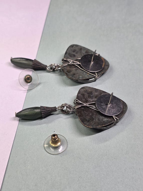 Vintage triangular geometric  silver, black and d… - image 7