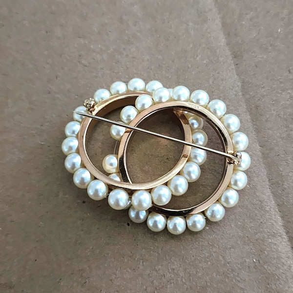 Vintage, faux pearl, signed Napier double ring, brooch