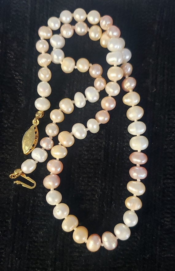 Vintage, real pearl, pink, lavendar, cream colore… - image 1
