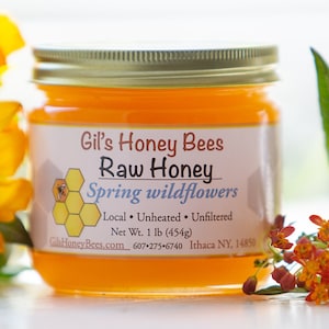 Raw honey from Spring wildflowers 1lb jar. Unheated and unfiltered honey, pure wildflower NY honey