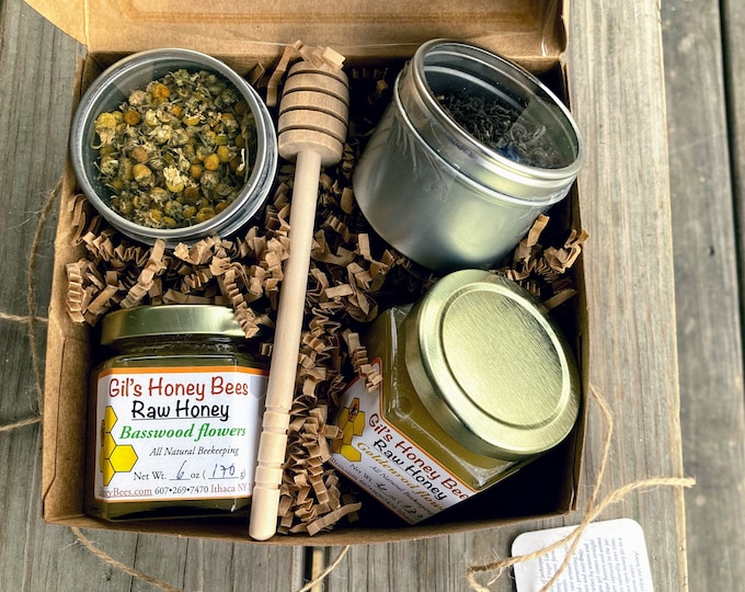 Artisan Honey and Organic Tea Gift box: Raw Honey, wooden dipper
