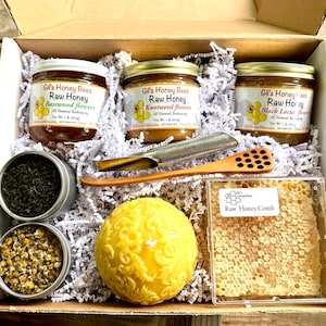 Raw Honey Gift Box: Honeycomb, Beeswax Candle & Organic Tea