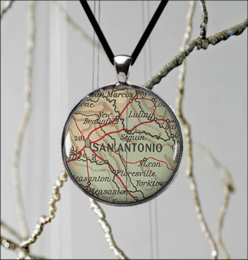 San Antonio Texas State Map Necklace USA Custom Jewelry Beautiful Vintage Style Unique Design Fashionable Durable Pendant Gift Idea