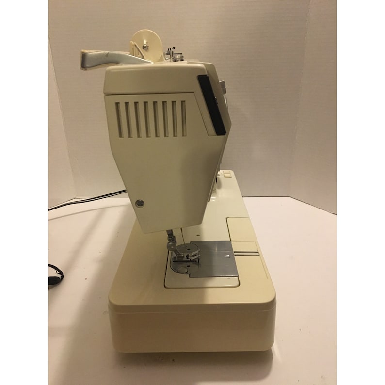 Singer Sewing Machine Model 6233 & Foot Petal Etsy