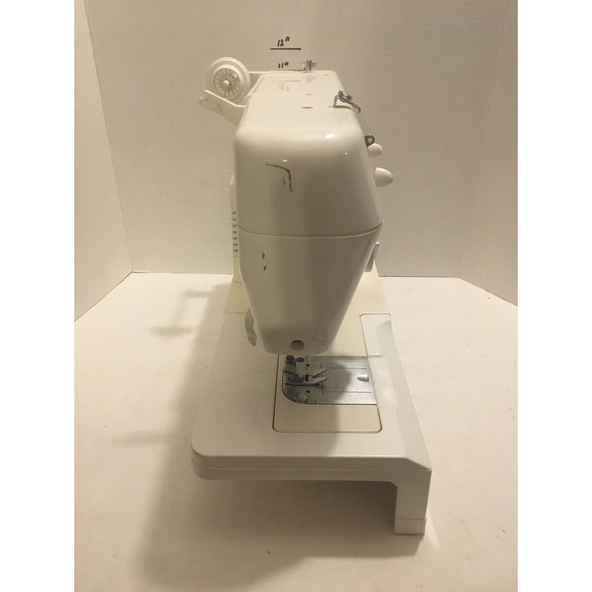 Singer Sewing Machine Model 2517C With Foot Petal Etsy