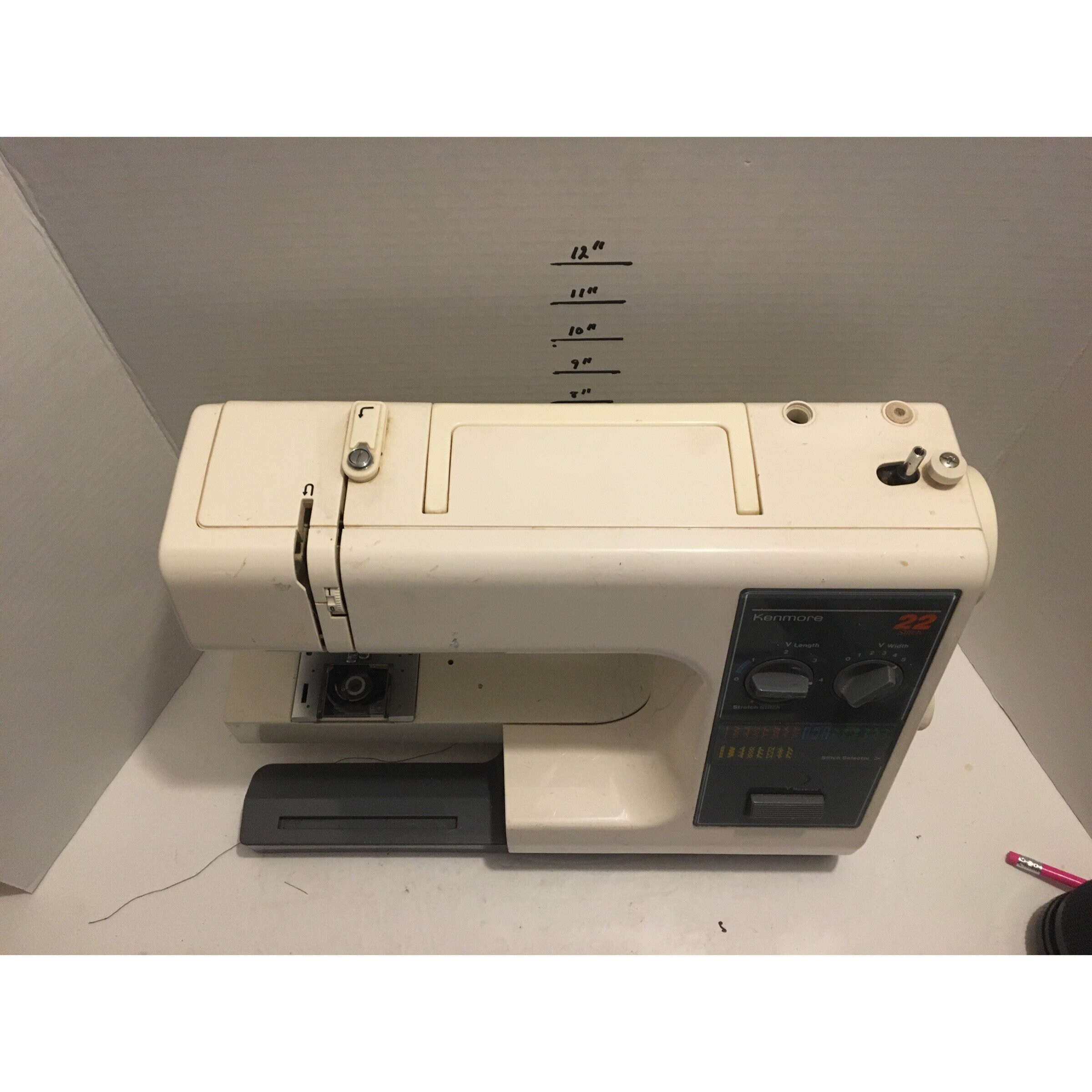 Kenmore 22 Stitch Sewing Machine Model 385.1778180 