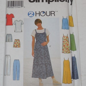 Simplicity 2 hour 8076 Complete Uncut Factory Folds Sewing Pattern Maternity Top, Dress or jumper, Pants or Shorts and Knit T Shirt