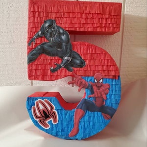Benutzerdefinierte Nummer Pinata / Ihre Wahl von Superheld oder Bösewicht und Nummer
