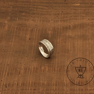 Bague estampée Truso Viking taille M en argent sterling / Bague traditionnelle slave viking / Reconstitution viking / Bague de fiançailles Viking / Truso