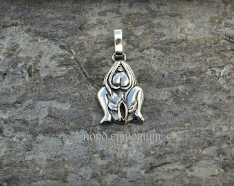 Amuleto de plata esterlina Sheela Na Gig: símbolo celta irlandés de la fertilidad