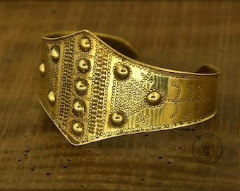 Handmade Brass Viking Cuff Bracelet: Råbylille Replica