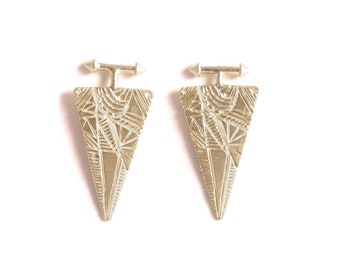 Triangle Studs, Silver Triangle Earrings, Geometric Earring, Engraved Silver Earrings,Arrow Studs,Triangle Post Earrings