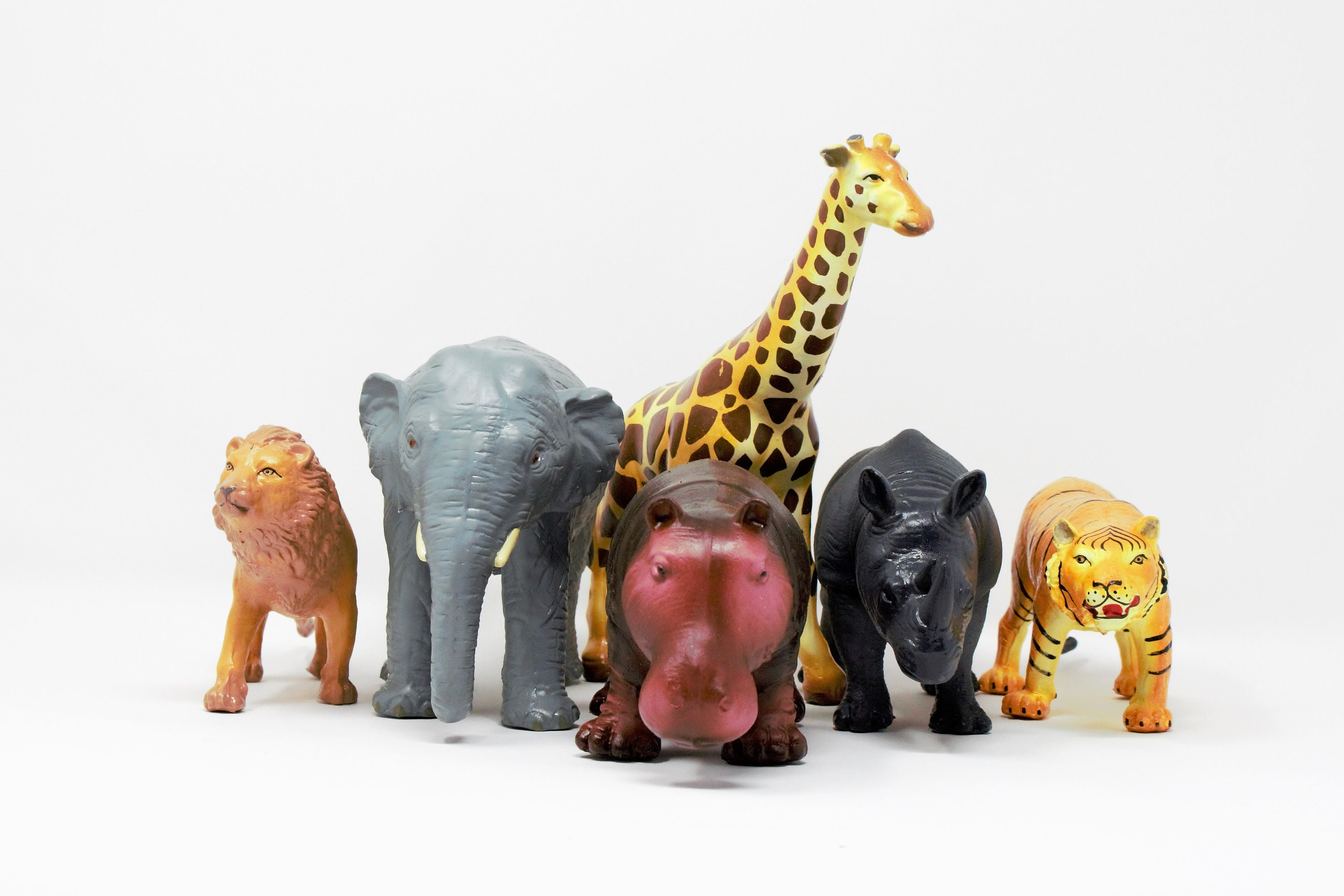 Rubber animal figurines deals