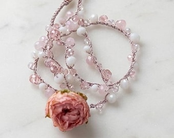 Jewel necklace with real rose.