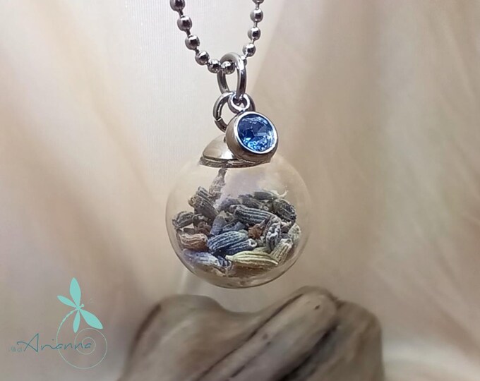 Glass Ball Lavender Flower Necklace. Real Flower Necklace. Boho Necklace. Terrarium Necklace.