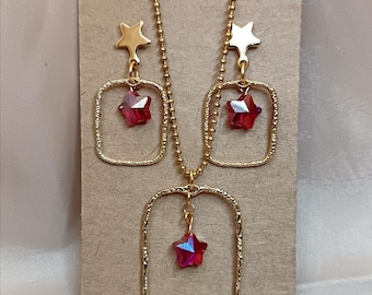 Star pendant necklace and earrings.