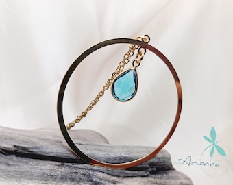 Gold-plated steel necklace with drop pendant.