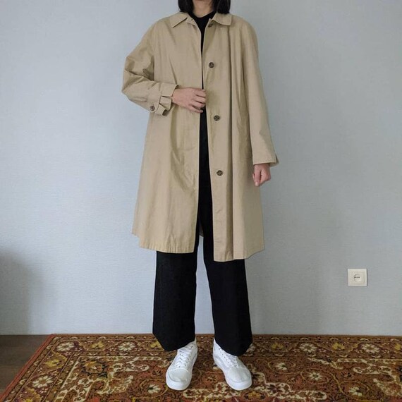 Burberry burberrys vintage trench coat L